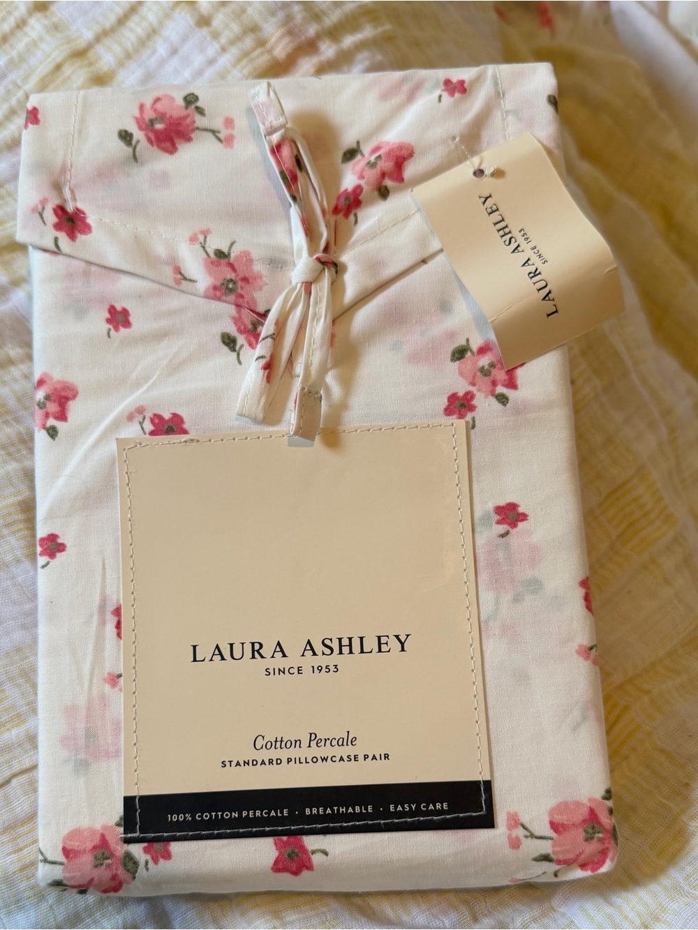 NWT ~ Laura Ashley Cotton Percale Floral Standard Set Pillowcases - Picture 3 of 4